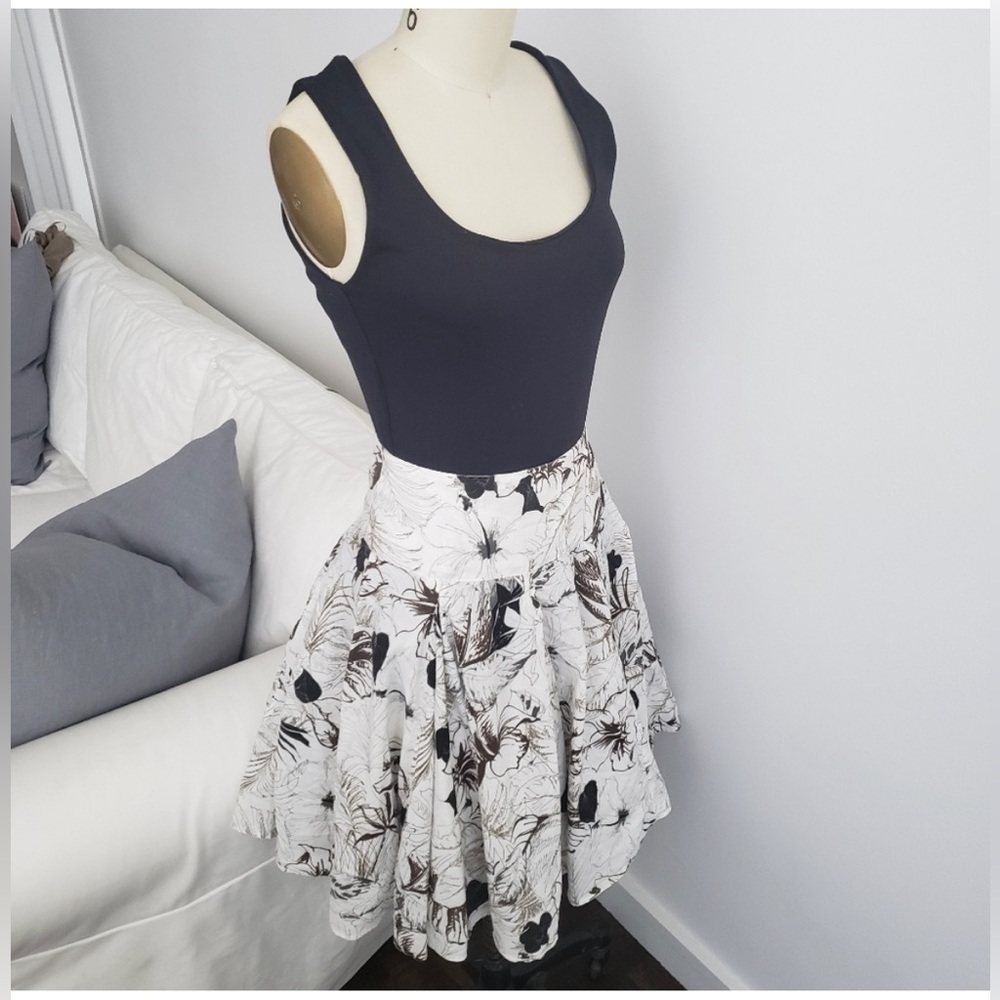 ZARA cotton skirt. LARGE